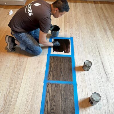 applying-duraseal-stain